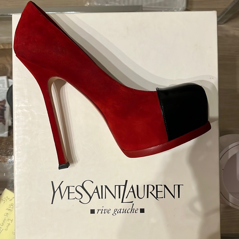 Yves Saint Laurent red 105 Cap pump heels